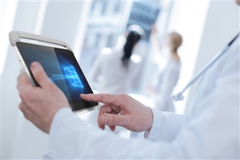 Die-medizinischen-Tablets-von-DT-Research-eignen-sich-hervorragend-für-den-Einsatz-in-Krankenhäusern-Reinräumen-und-Labors