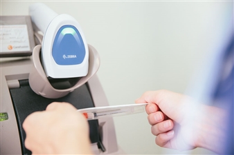 ds8100hc-patient-arzneimittel-scannen